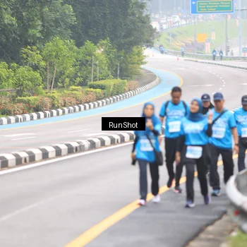 Runner Photo 7031149