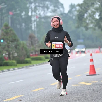 Runner Photo 7031161
