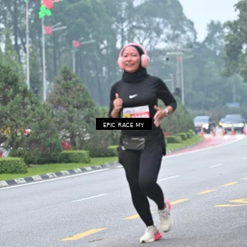 Runner Photo 7031165