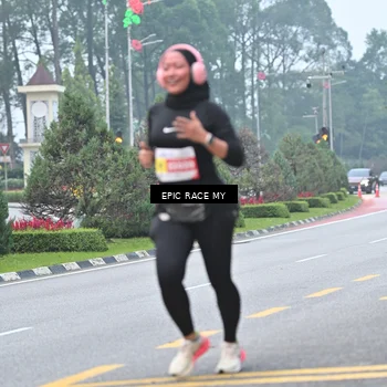 Runner Photo 7031167