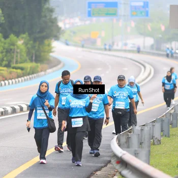 Runner Photo 7031170