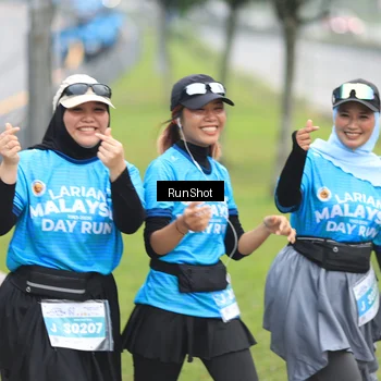 Runner Photo 7031176