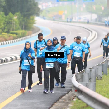 Runner Photo 7031177