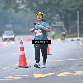 Runner Photo 7031180