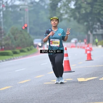 Runner Photo 7031196