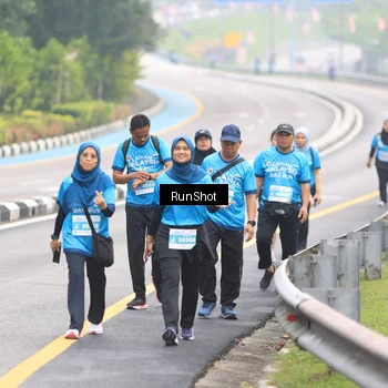 Runner Photo 7031198