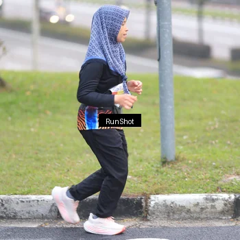 Runner Photo 7031209