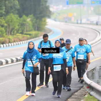 Runner Photo 7031211
