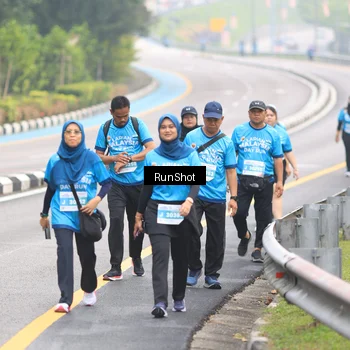 Runner Photo 7031216