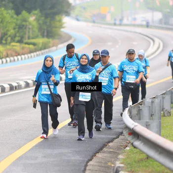Runner Photo 7031220
