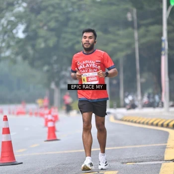 Runner Photo 7031241
