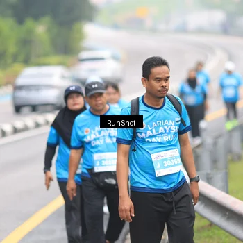 Runner Photo 7031258
