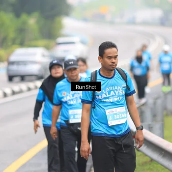 Runner Photo 7031259