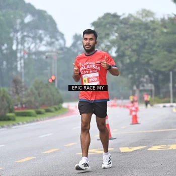 Runner Photo 7031265