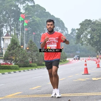 Runner Photo 7031270