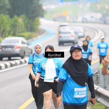 Runner Photo 7031289