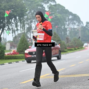 Runner Photo 7031302