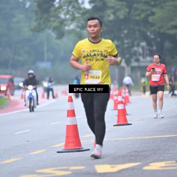 Runner Photo 7031308