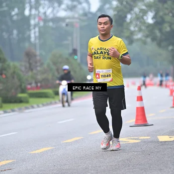 Runner Photo 7031311