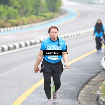 Runner Photo 7031312