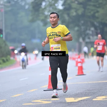 Runner Photo 7031313