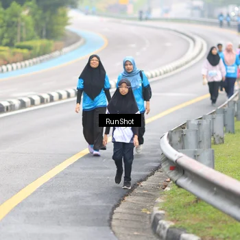 Runner Photo 7031317