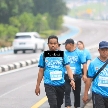 Runner Photo 7031323