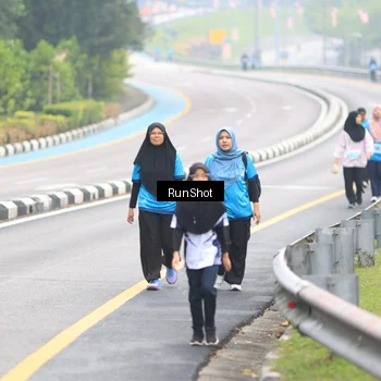 Runner Photo 7031327