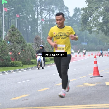 Runner Photo 7031329
