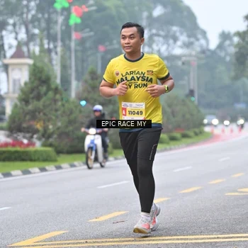 Runner Photo 7031343