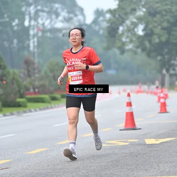 Runner Photo 7031356