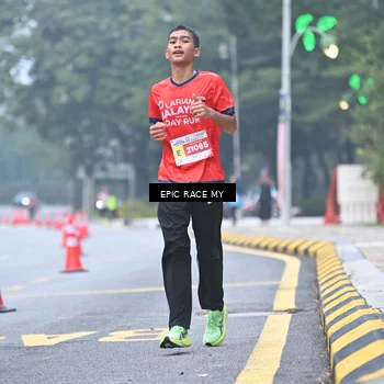 Runner Photo 7031370
