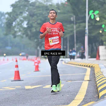Runner Photo 7031375