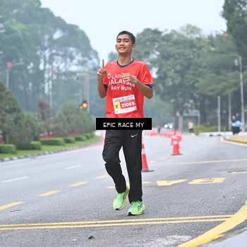 Runner Photo 7031380