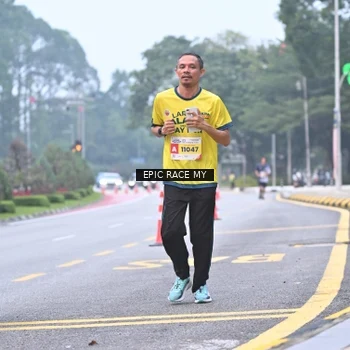 Runner Photo 7031503