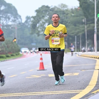 Runner Photo 7031504
