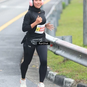 Runner Photo 7031556