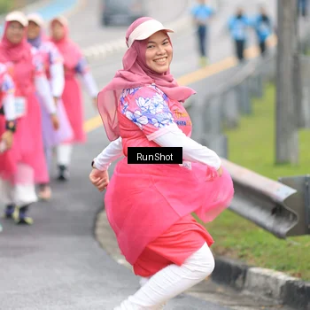 Runner Photo 7031559
