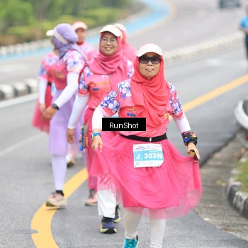 Runner Photo 7031592