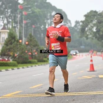 Runner Photo 7031596
