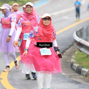 Runner Photo 7031598