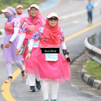 Runner Photo 7031600