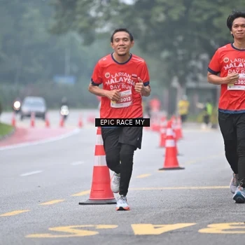 Runner Photo 7031616