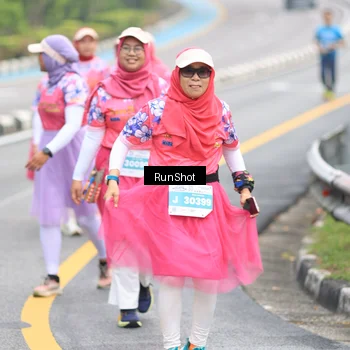 Runner Photo 7031617
