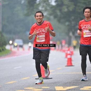 Runner Photo 7031620
