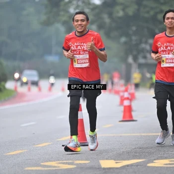 Runner Photo 7031621