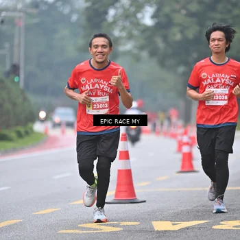 Runner Photo 7031636