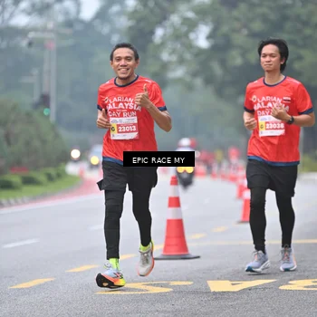 Runner Photo 7031638
