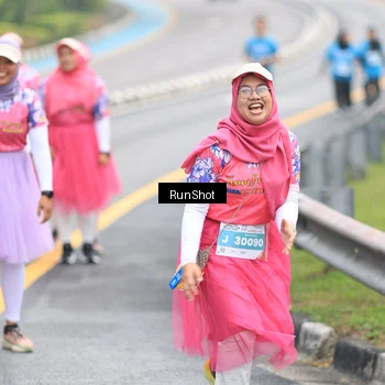 Runner Photo 7031640