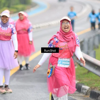 Runner Photo 7031641